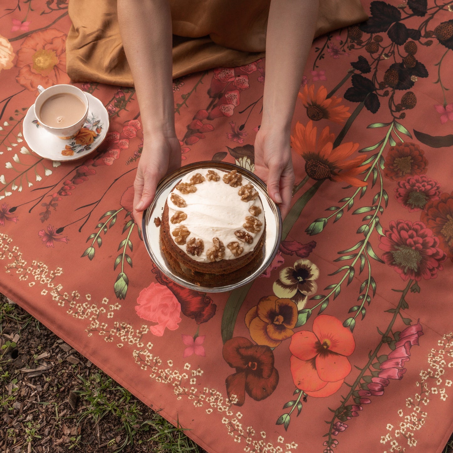 Flourish Picnic Rug - Sienna