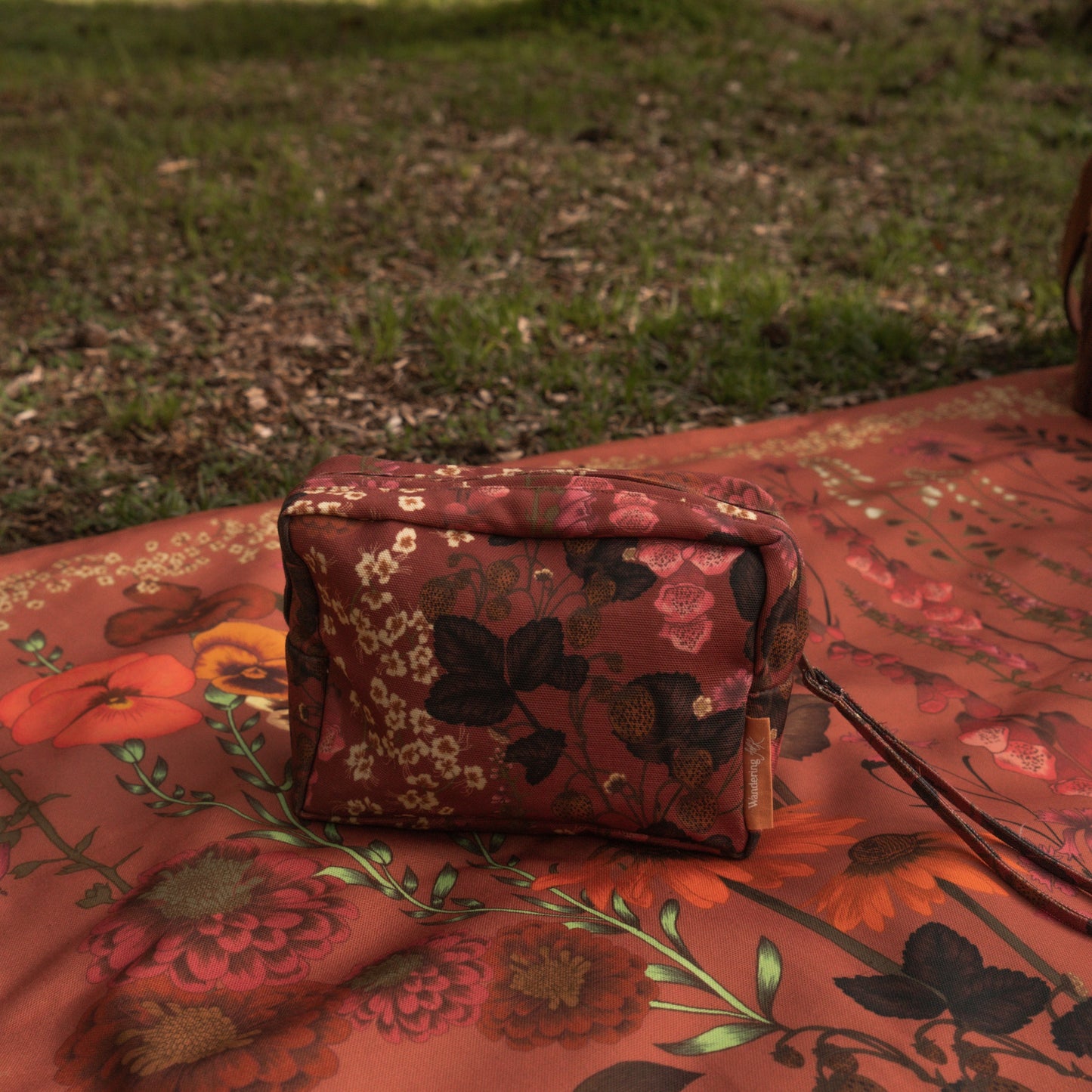 Flourish Sienna  Zip Bag - Small