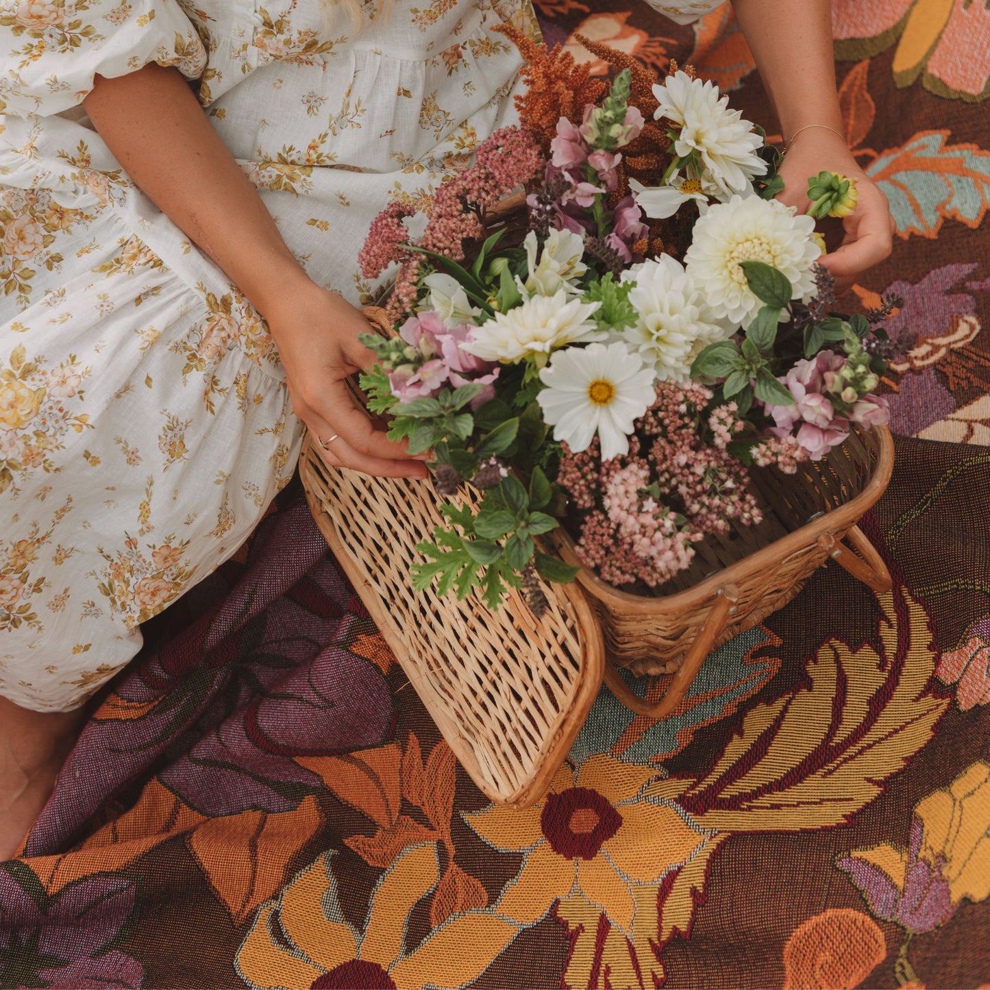 Flora Throw